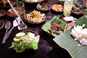 Abendessen in Wonosari