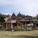 Unsere Unterkunft (das kleine Gebäude im Vordergrund)