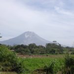 Der Vulkan Sinabalu, der kurz zuvor ausgebrochen war.